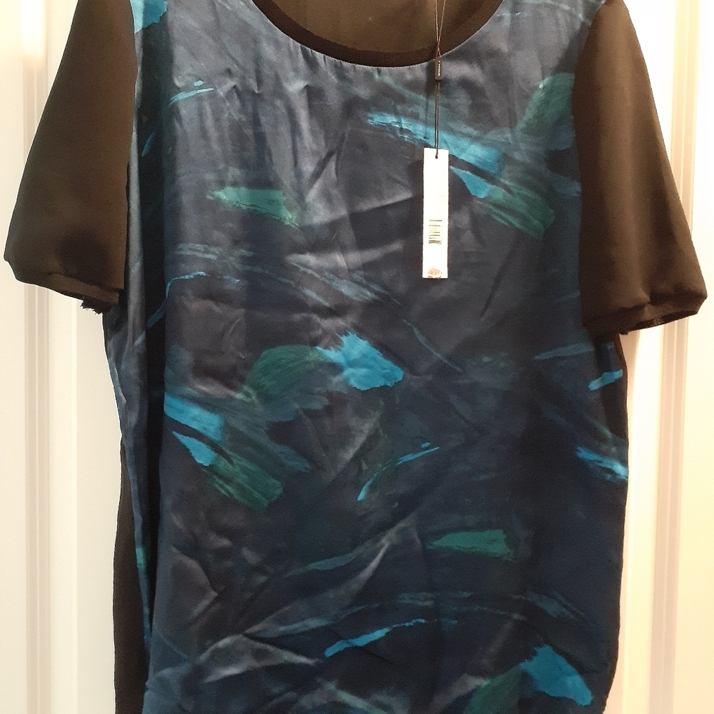 Taharie Ladies top